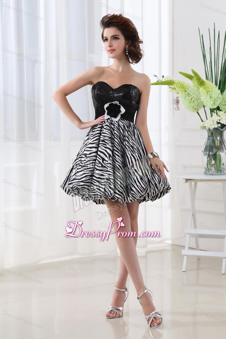 A-line Sweetheart Sleeveless Mini-length Prom Dress with Hand Made Flower