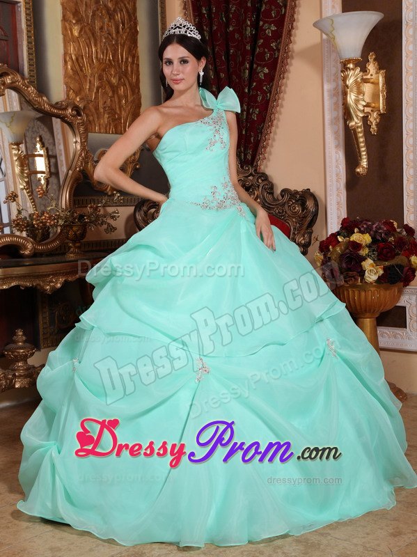 One Shoulder Organza Appliques Quinceanera Dress in Apple Green