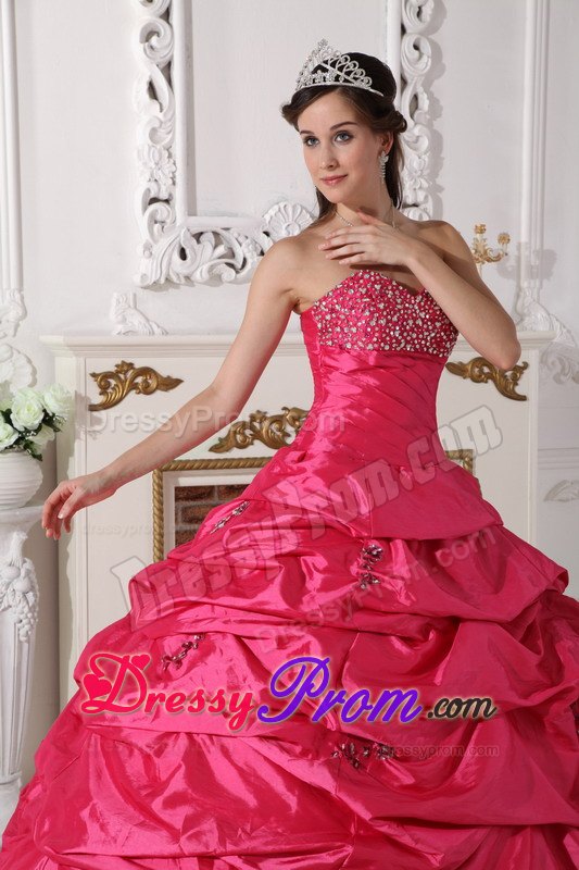 Beading Sweetheart Ball Gown Taffeta Quinceanera Dress in Coral Red