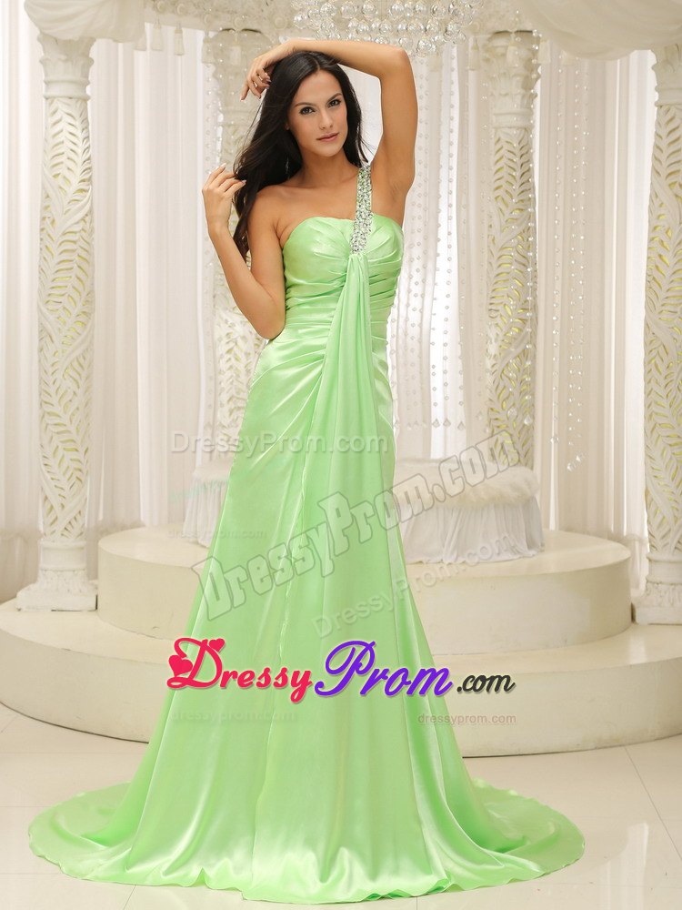 Plus Size Yellow Green One Shoulder Ruching Prom Dress Beaded