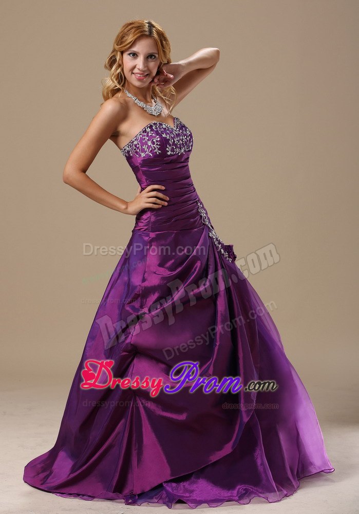 Sweetheart Dresses For Quinceaneras with Appliques and Ruche