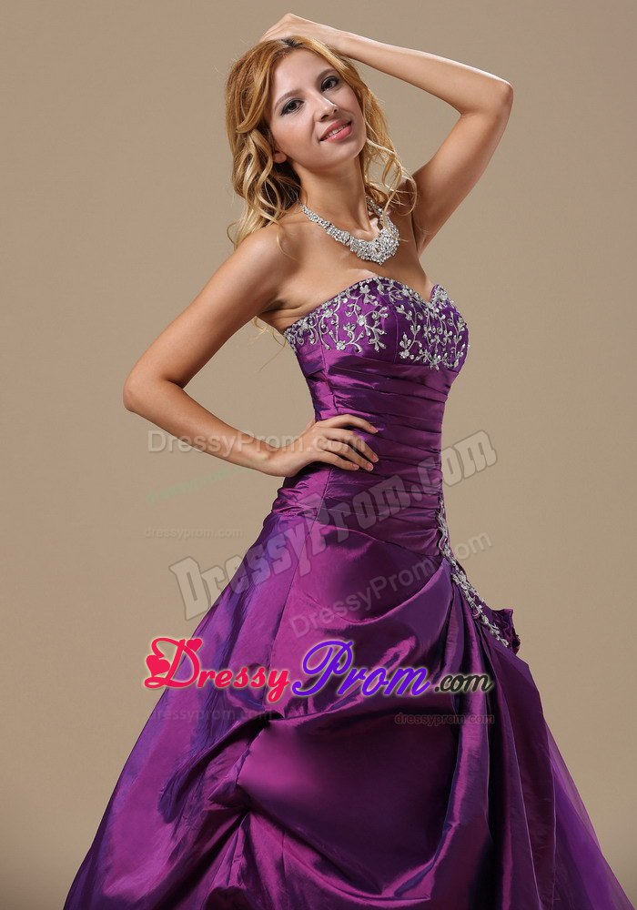 Sweetheart Dresses For Quinceaneras with Appliques and Ruche