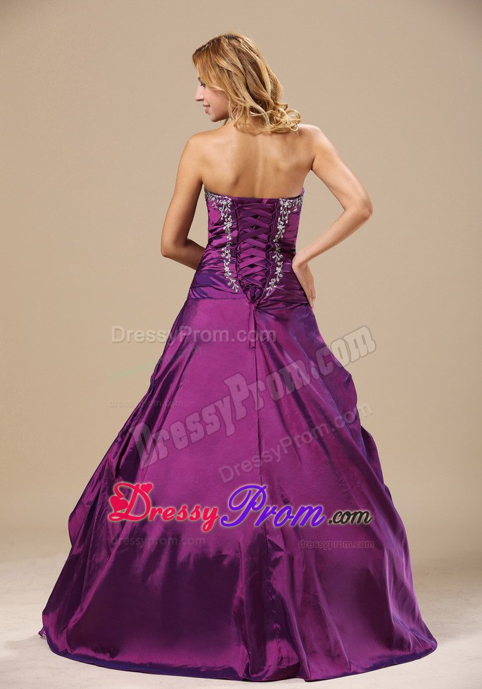 Sweetheart Dresses For Quinceaneras with Appliques and Ruche