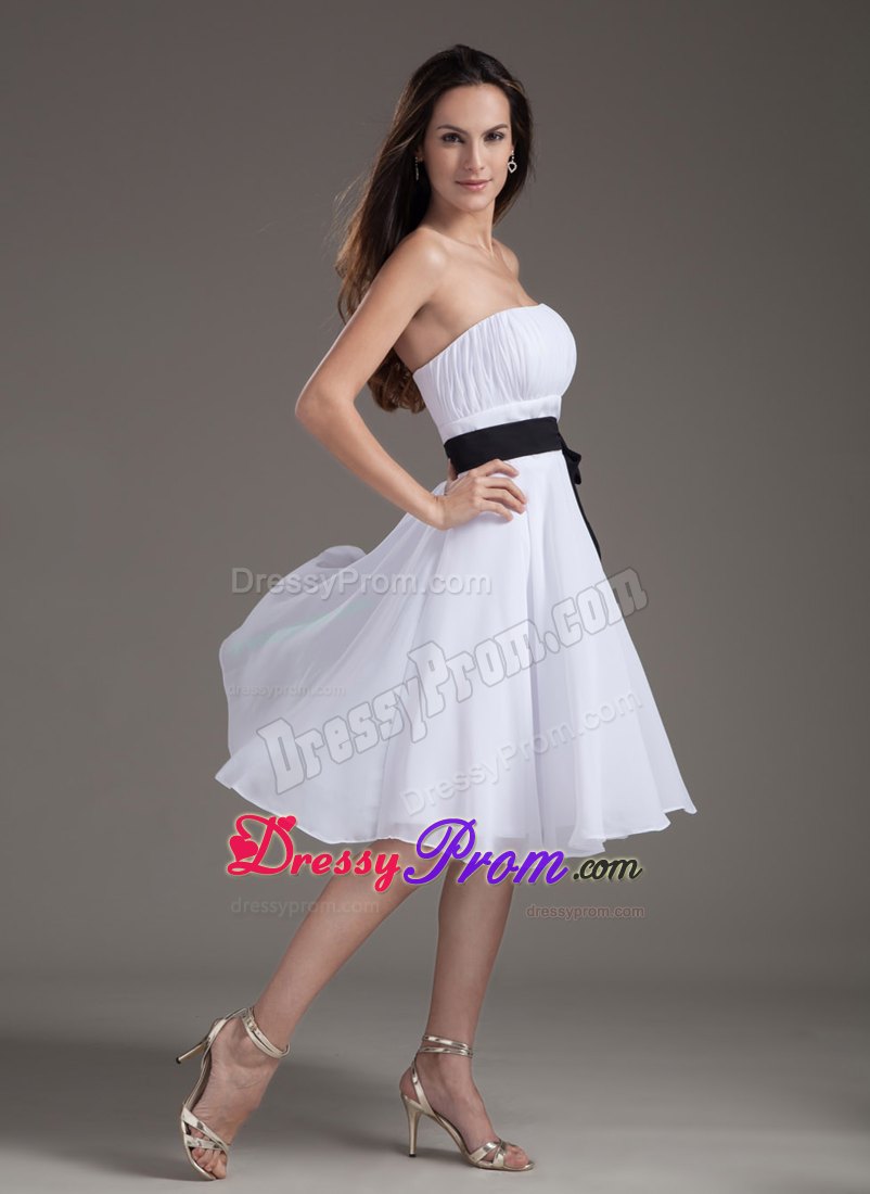 Lace-up White Chiffon Ruched Short Prom Dress with Black Sash