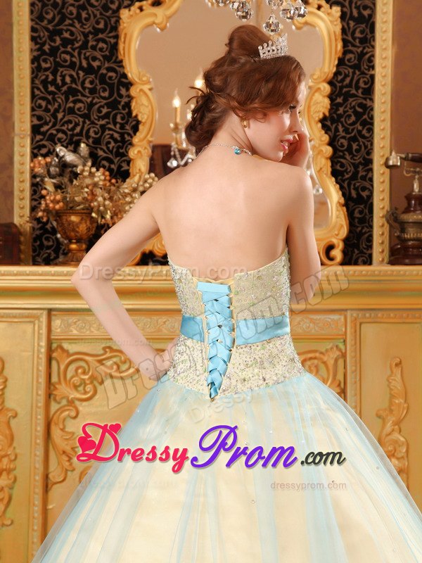 A-line Sweetheart Beading Quinceanera Dress in Light Yellow