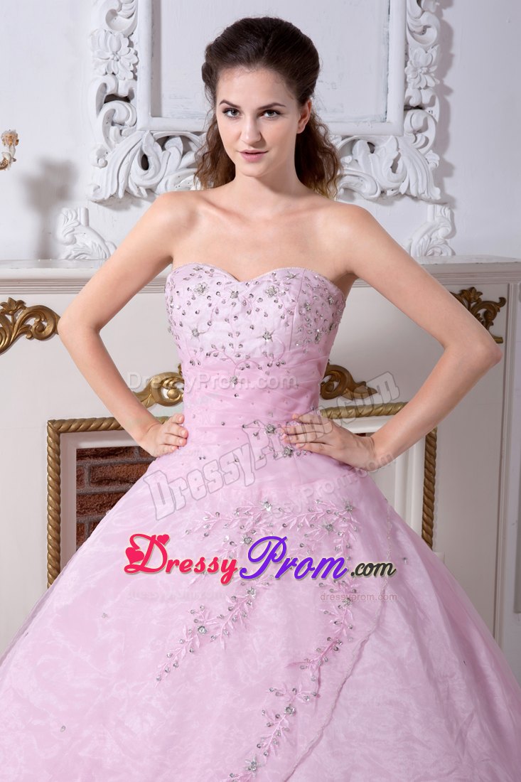 Embroidery Organza Sweetheart Quinceanera Dresses in Rose Pink