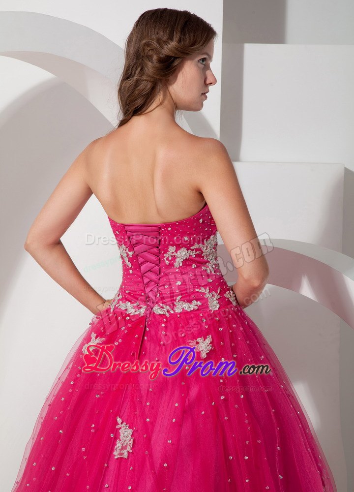 Appliques Sweetheart Beading Coral Red Tulle Dresses For Quinceaneras