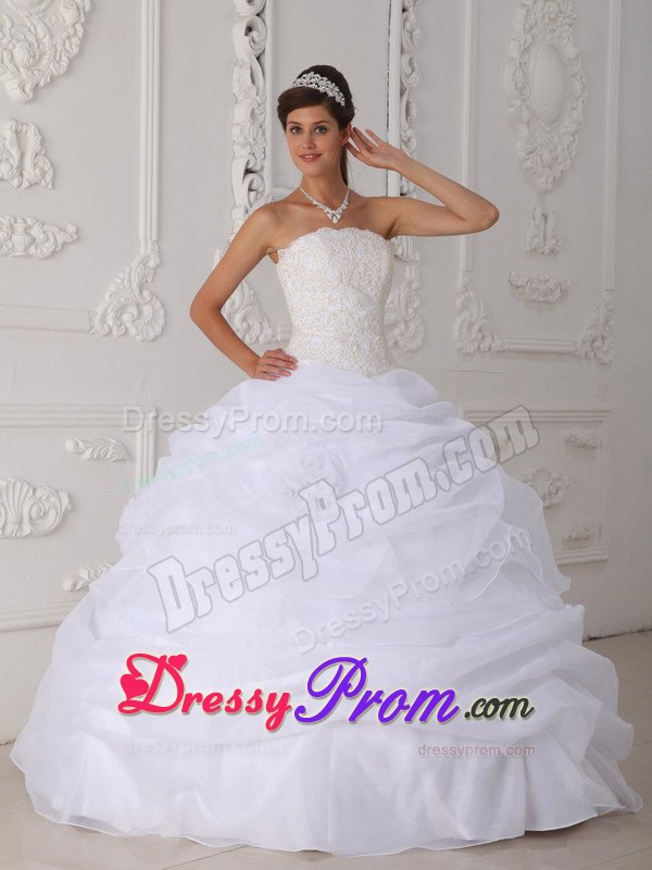 Lace Strapless Floor-length Pick Ups Organza White Dresses For Quinceanera
