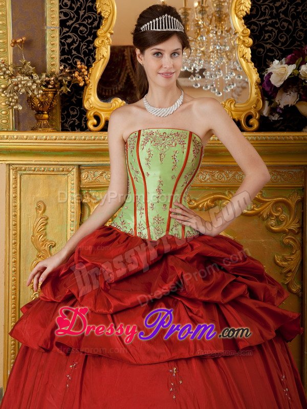 Appliques Strapless Pick Ups Back Out Taffeta Red Quinceanera Gowns