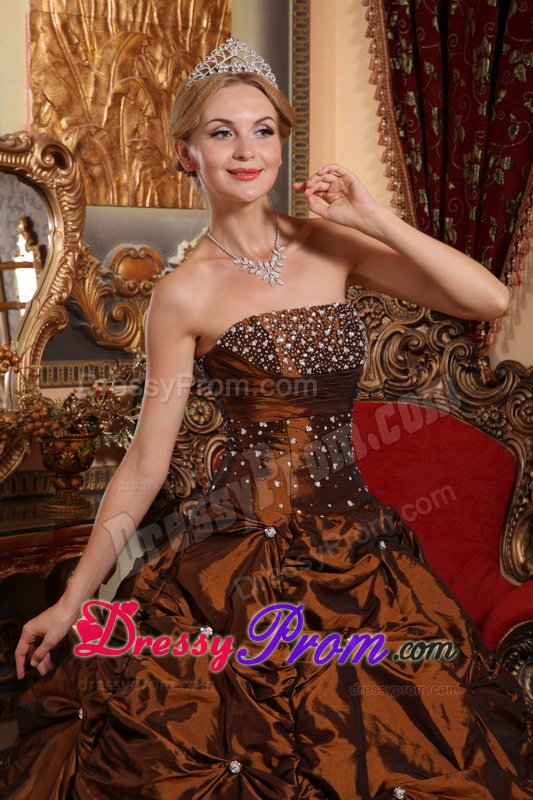 Beading Brown Strapless Pick Ups Floor-length Taffeta Sweet 16 Dresses