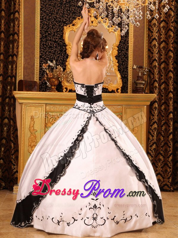Embroidery Strapless White Satin Floor-length Dresses For a Quinceanera