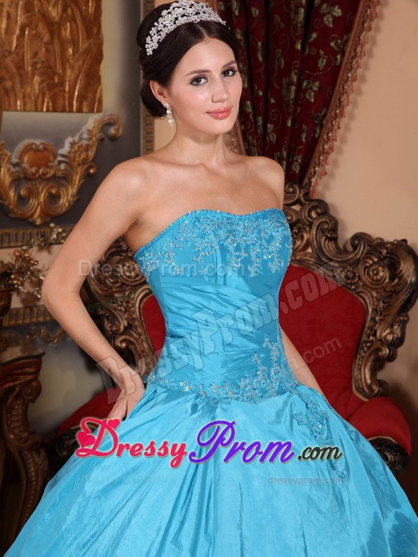 Discount Beaded Appliques Sweet 15 Dresses Colors to Choose