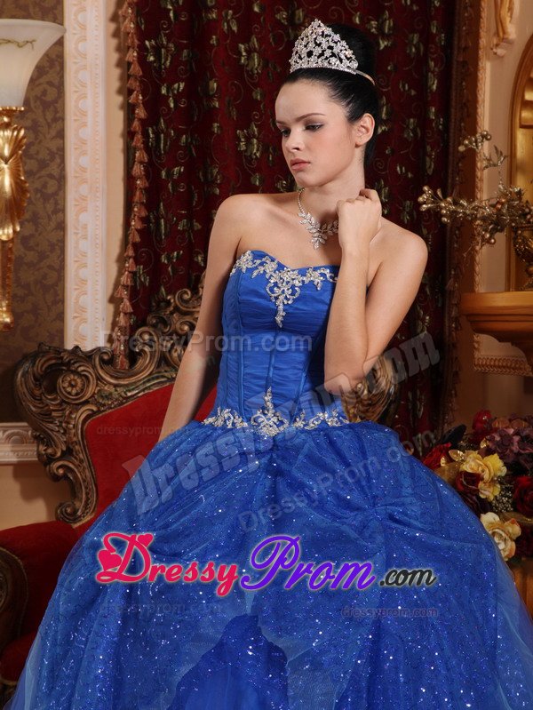 Appliqued and Sequined Blue Organza Sweetheart Quinceanera Dress