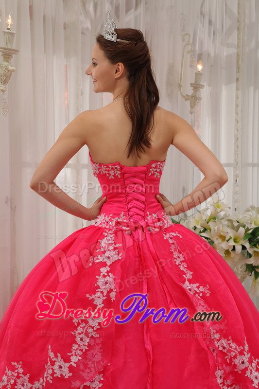 San Marcos CA Sweetheart Appliqued Quinceanera Dresses in Coral Red