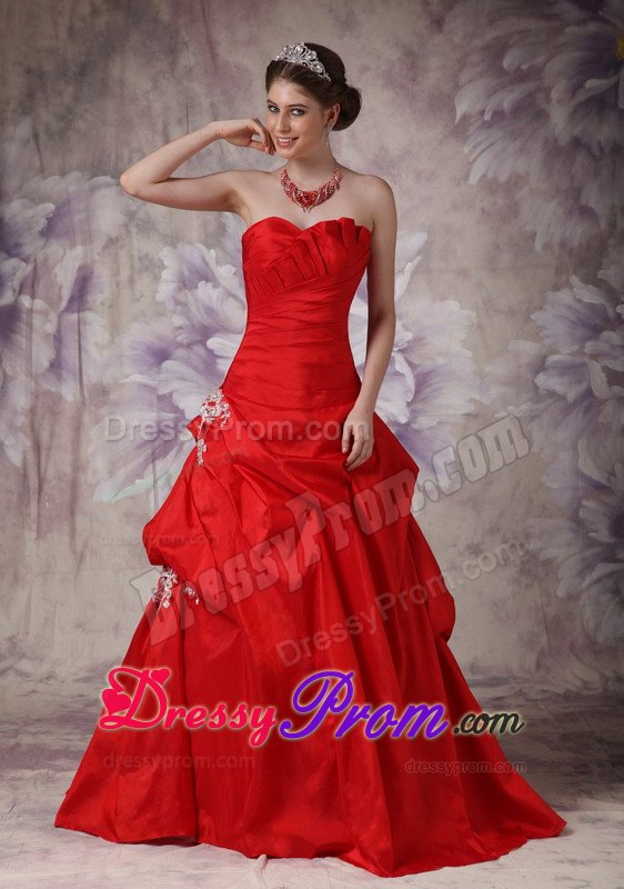 Red A-line Sweetheart Prom Gown Dress with Appliques and Ruches