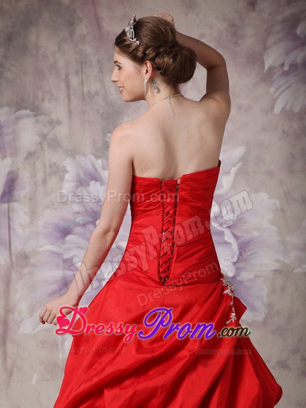 Red A-line Sweetheart Prom Gown Dress with Appliques and Ruches