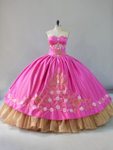 Sweetheart Sleeveless Satin Vestidos de Quinceanera Embroidery Lace Up