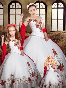 White And Red Sleeveless Beading and Embroidery Floor Length Sweet 16 Dress