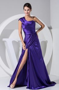New Purple One Shoulder Ruched Slitted Dress for Prom Queen