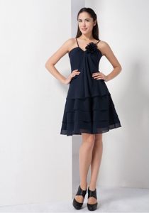 Navy Blue A-line Dama Dress with Spaghetti Straps and Hand-made Flower