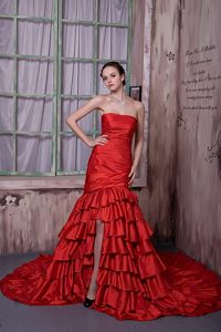 Breathtaking Cathedral Train Ruffled Layers Red Prom Court Dress